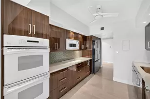 19667 Turnberry Way, Aventura, FL 33180 - Photo 19