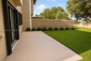 3504 NW 111th Ave, Sunrise, FL 33351 - Photo 3
