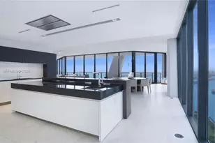 1000 Biscayne Blvd, Miami, FL 33132 - Photo 11