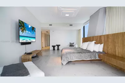 1000 Biscayne Blvd #4401, Miami, FL 33132 - Photo 17