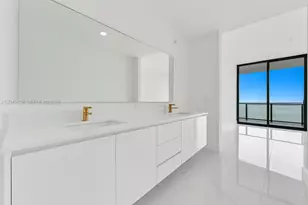 700 NE 24th St, Miami, FL 33137 - Photo 17