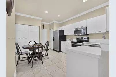 2475 W Cordoba Bnd, Weston, FL 33327 - Photo 3