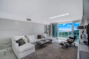 100 Bayview Dr, Sunny Isles Beach, FL 33160 - Photo 3