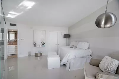 100 Bayview Dr #1622, Sunny Isles Beach, FL 33160 - Photo 19