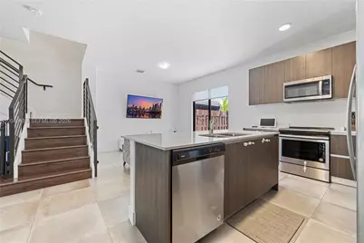 9174 SW 5th Ln, Miami, FL 33174 - Photo 11