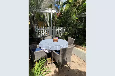 525 NE 63rd St #4, Miami, FL 33138 - Photo 35