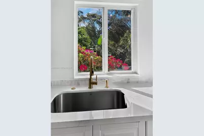 525 NE 63rd St #4, Miami, FL 33138 - Photo 11