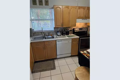 [Address not provided], West Palm Beach, FL 33411 - Photo 3