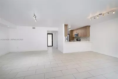 8124 SW 87th Ter, Miami, FL 33143 - Photo 13