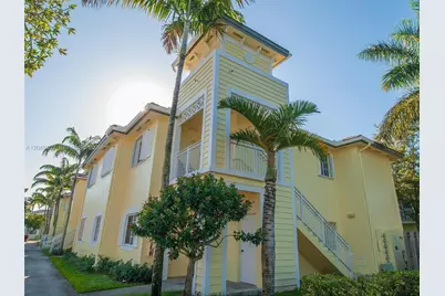 2728 NE 3rd Ct #206, Homestead, FL 33033 - Photo 1