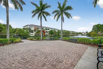 704 SW 1st Ave, Pompano Beach, FL 33060 - Photo 65