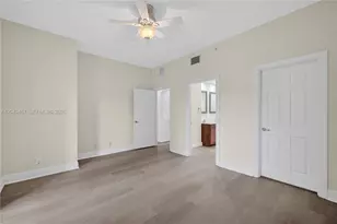 704 SW 1st Ave, Pompano Beach, FL 33060 - Photo 23