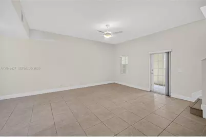 704 SW 1st Ave, Pompano Beach, FL 33060 - Photo 11