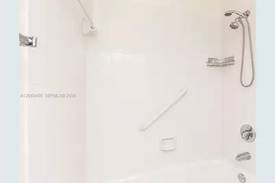 687 SE 22nd Dr, Homestead, FL 33033 - Photo 13