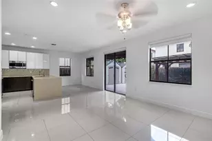 8850 NW 99th Path, Doral, FL 33178 - Photo 7