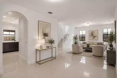 8850 NW 99th Path, Doral, FL 33178 - Photo 5