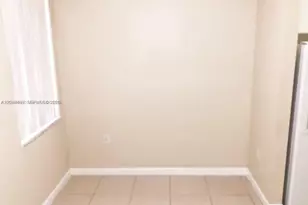 2884 SE 2nd Dr, Homestead, FL 33033 - Photo 3
