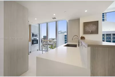 6799 Collins Ave #1402, Miami Beach, FL 33141 - Photo 5