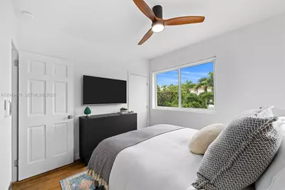 642 86th St, Miami Beach, FL 33141 - Photo 29