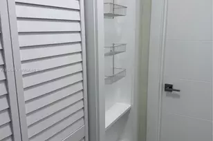 7403 SW 82nd St, Miami, FL 33143 - Photo 9