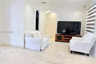2105 NE 40th Ave, Homestead, FL 33033 - Photo 5