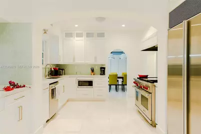 5835 La Gorce Dr, Miami Beach, FL 33140 - Photo 7