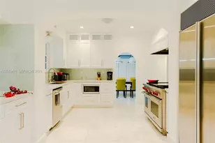 5835 La Gorce Dr, Miami Beach, FL 33140 - Photo 7