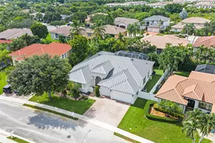 15973 SW 4th St, Pembroke Pines, FL 33027 - Photo 3