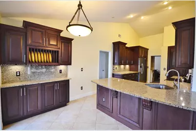 17569 N 89th Pl N, Loxahatchee, FL 33470 - Photo 5