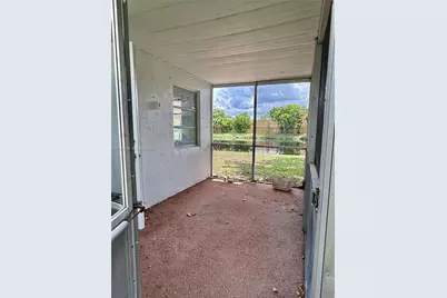 7008 NW 89th Ave, Tamarac, FL 33321 - Photo 13