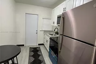 140 NW 13th St, Miami, FL 33136 - Photo 5