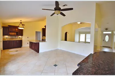 17569 N 89th Pl N, Loxahatchee, FL 33470 - Photo 9