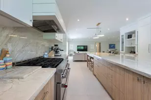 6835 Camarin St, Coral Gables, FL 33146 - Photo 9