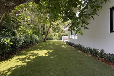 6835 Camarin St, Coral Gables, FL 33146 - Photo 15