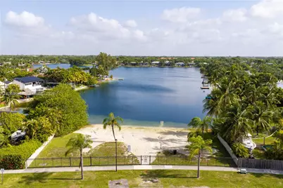8020 SW 198th St, Cutler Bay, FL 33189 - Photo 39