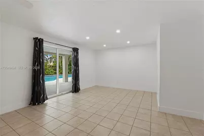 8020 SW 198th St, Cutler Bay, FL 33189 - Photo 23