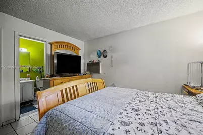 735 NW 8th Ct, Florida City, FL 33034 - Photo 15