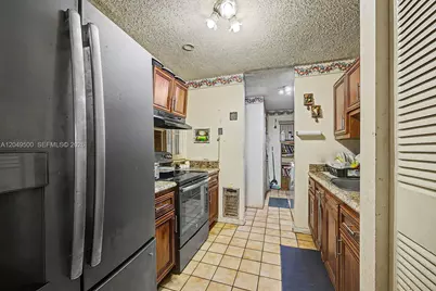 735 NW 8th Ct, Florida City, FL 33034 - Photo 9