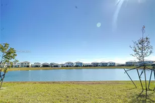 5770 Bristlecone Commoms, Westlake, FL 33470 - Photo 11