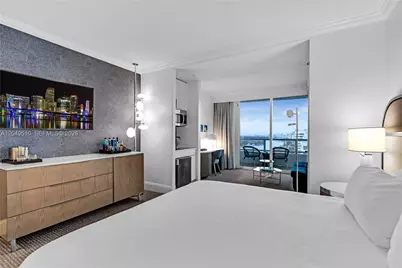 4401 Collins Ave #1609, Miami Beach, FL 33140 - Photo 9