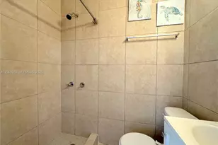 2461 NW 5th St, Miami, FL 33125 - Photo 9