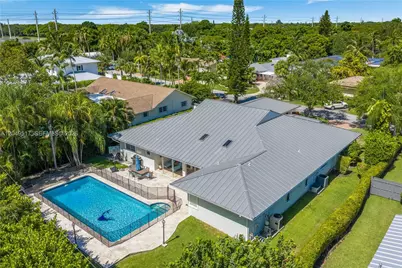 14601 Pompano Dr, Coral Gables, FL 33158 - Photo 41