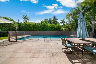 14601 Pompano Dr, Coral Gables, FL 33158 - Photo 31