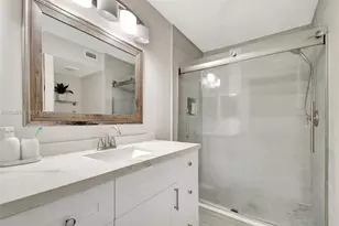 2445 NW 33rd St, Oakland Park, FL 33309 - Photo 27