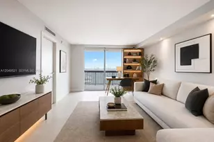 2333 Brickell Ave, Miami, FL 33129 - Photo 3