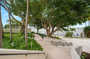 2333 Brickell Ave, Miami, FL 33129 - Photo 21