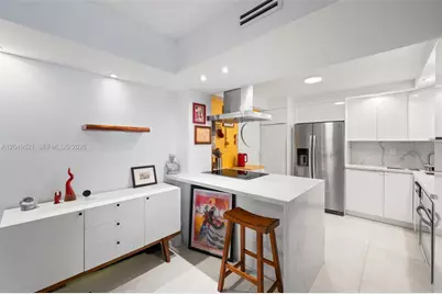 2333 Brickell Ave #1909, Miami, FL 33129 - Photo 5