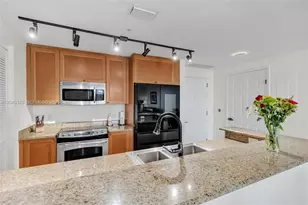55 Merrick Wy, Coral Gables, FL 33134 - Photo 5