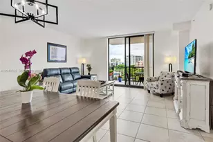 55 Merrick Wy, Coral Gables, FL 33134 - Photo 9