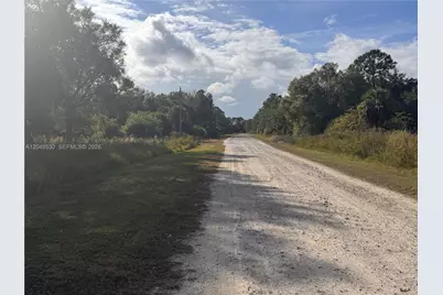 775 S Hacienda St, Clewiston, FL 33440 - Photo 3